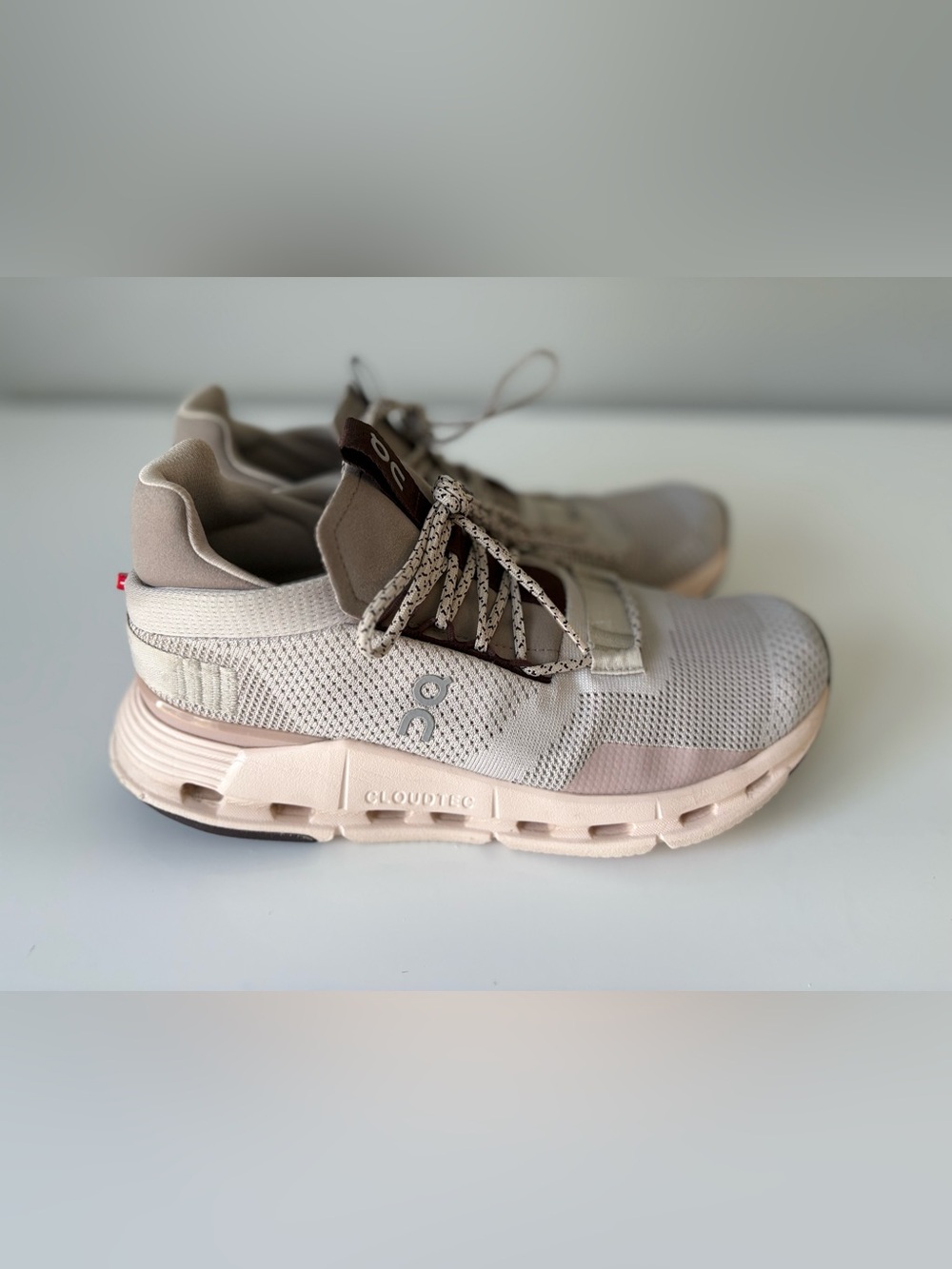 On Cloudnova Running Shoes Beige Pink Sneakers Women’s Size 8